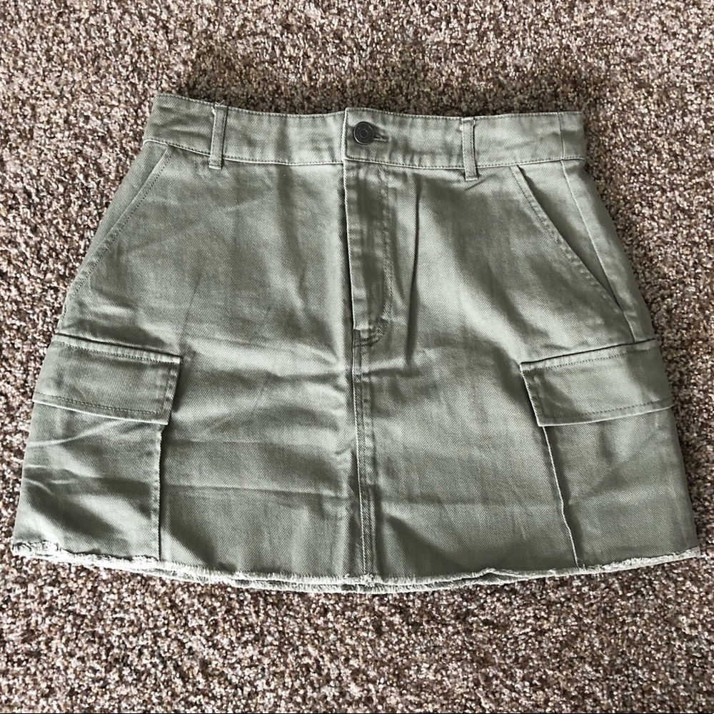 Utility green skirt